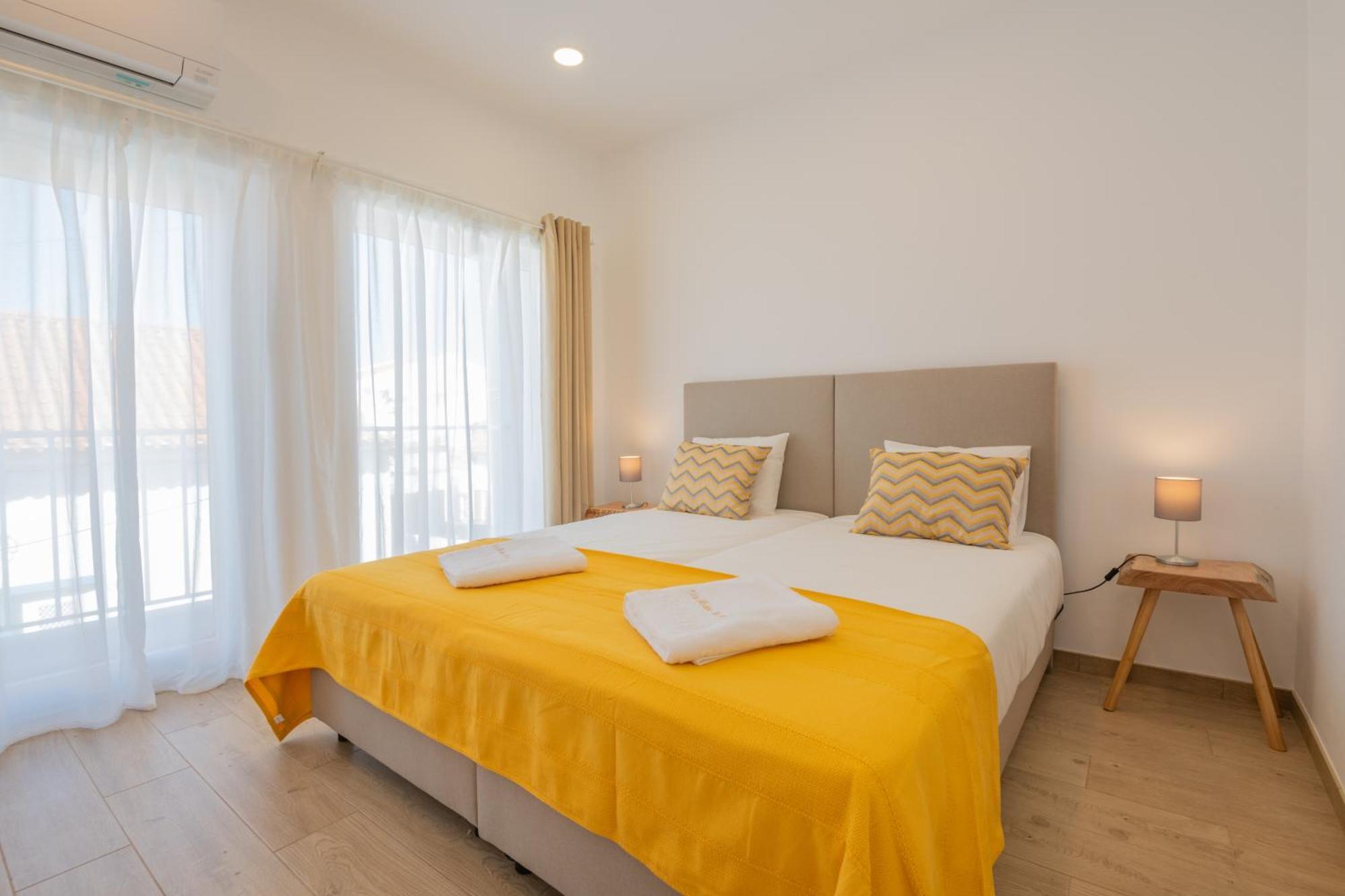 וילה נובה דה מילפונטס Villa Harbour Rooms & Apartments מראה חיצוני תמונה