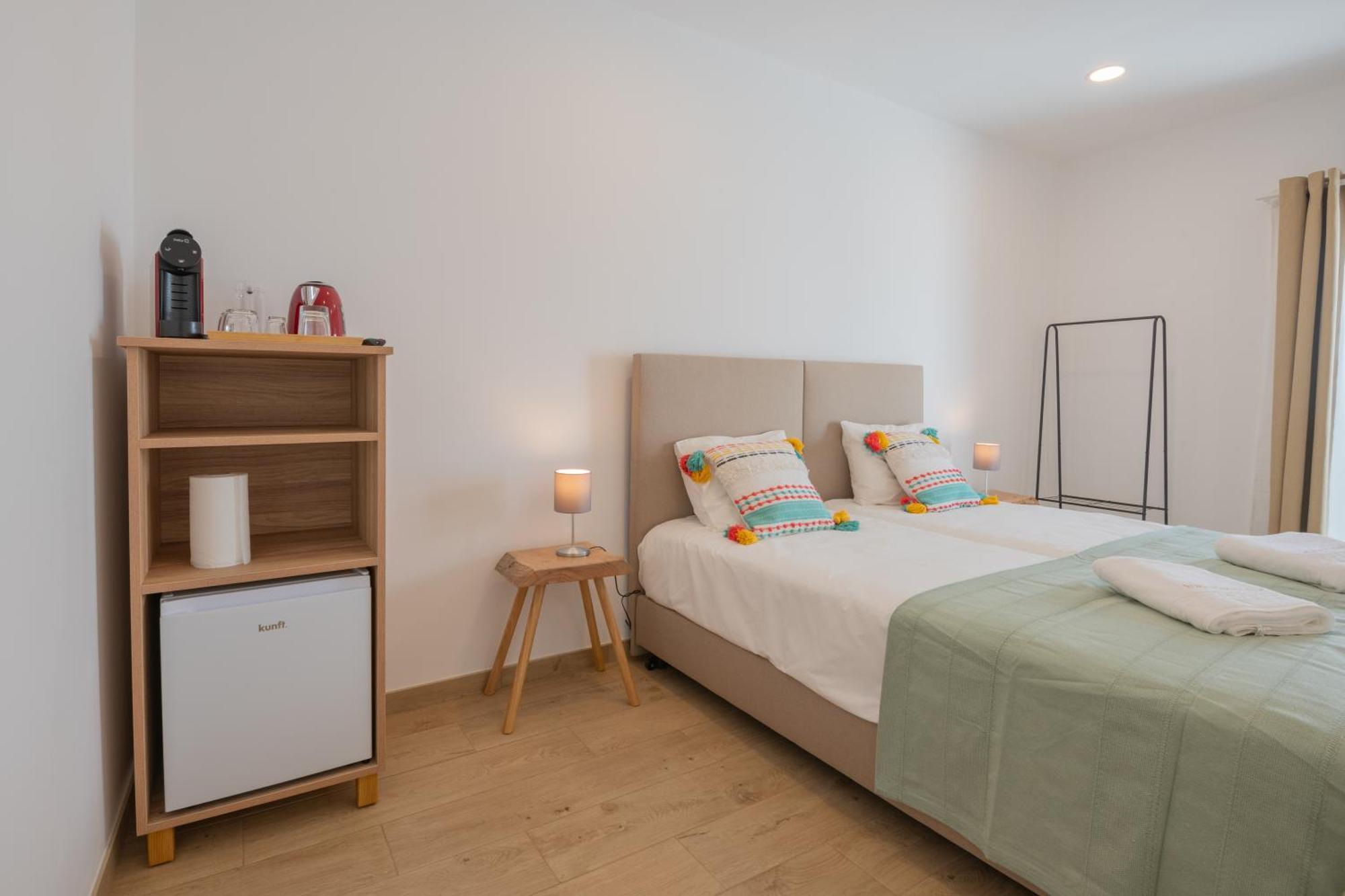 וילה נובה דה מילפונטס Villa Harbour Rooms & Apartments מראה חיצוני תמונה
